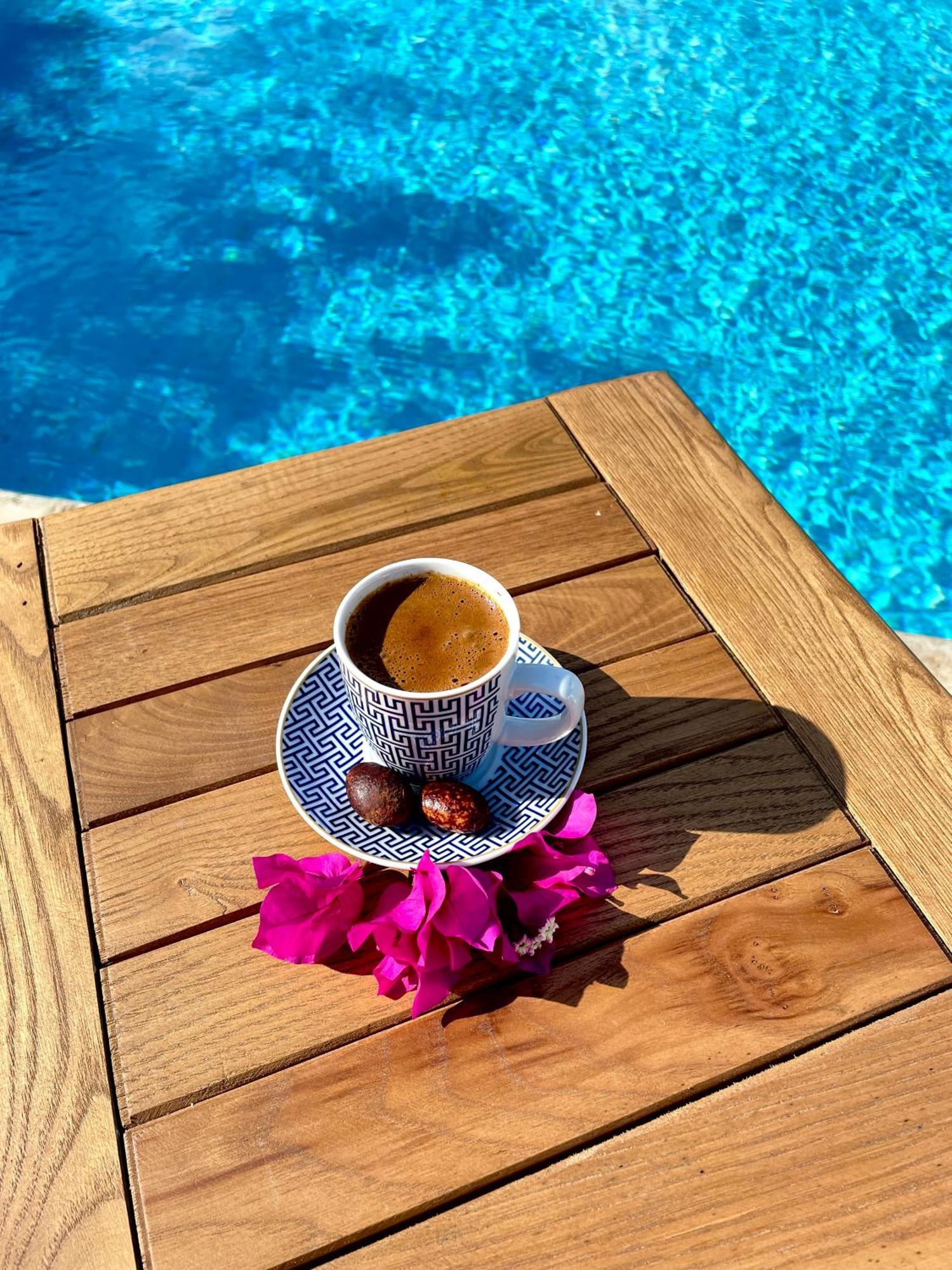 Oezguem Suite Otel Datça Exteriér fotografie