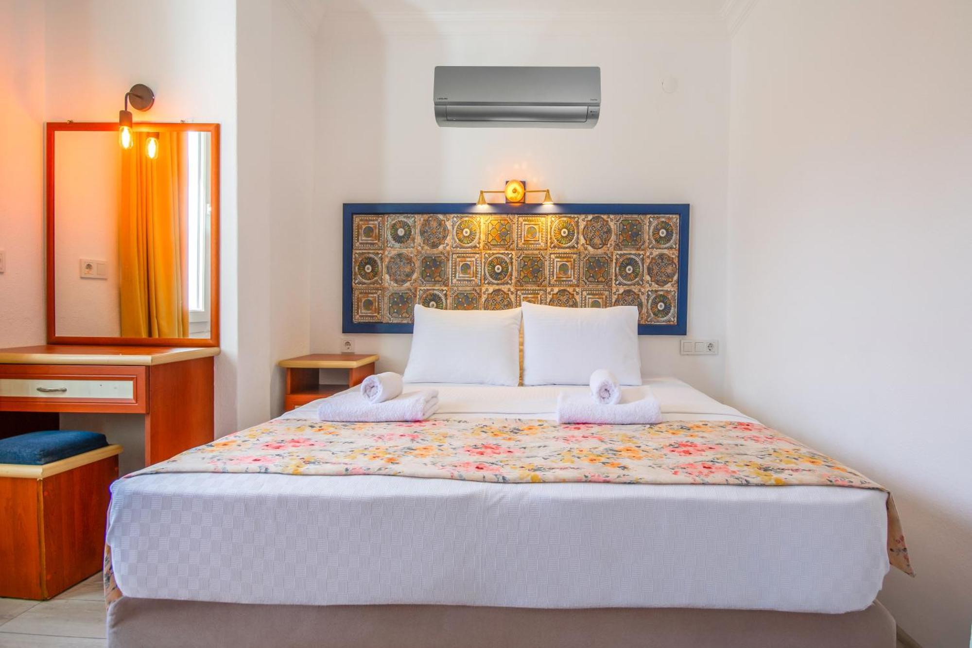 Oezguem Suite Otel Datça Exteriér fotografie